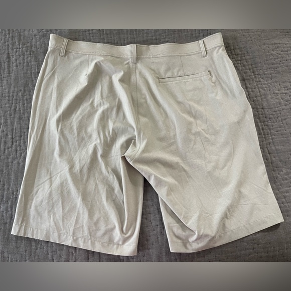 Coolkeep Classic Men's Khaki Tan Flat Front Performance Wear Shorts Size 42 - Picture 6 of 8